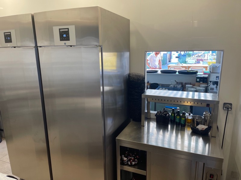 Armoire Chaude et Armoire de stockage positive et négative Liebherr