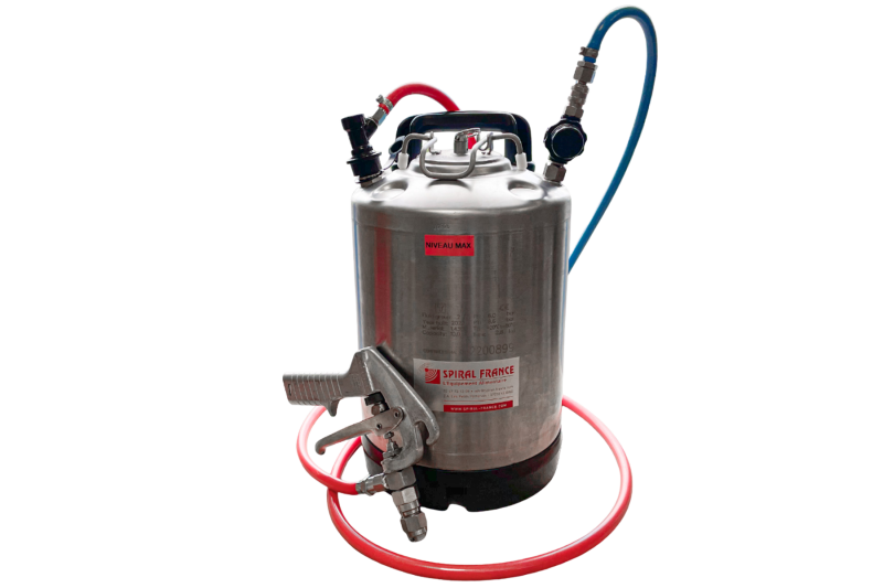 Pulvérisateur à dorure MOBILE 10 BAKON utilisé au Salon du Chocolat de Bastia par SEBASTIEN LAGRUE